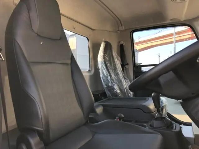 三菱ふそうファイターミキサー車（コンクリートミキサー）中型（4t）[写真07]