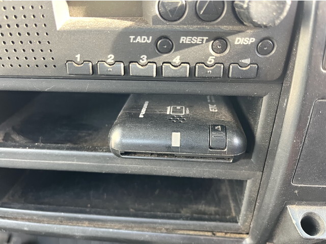 日野デュトロクレーン4段小型（2t・3t）[写真08]