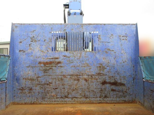 三菱ふそうキャンターダンプ・クレーン付小型（2t・3t）[写真13]