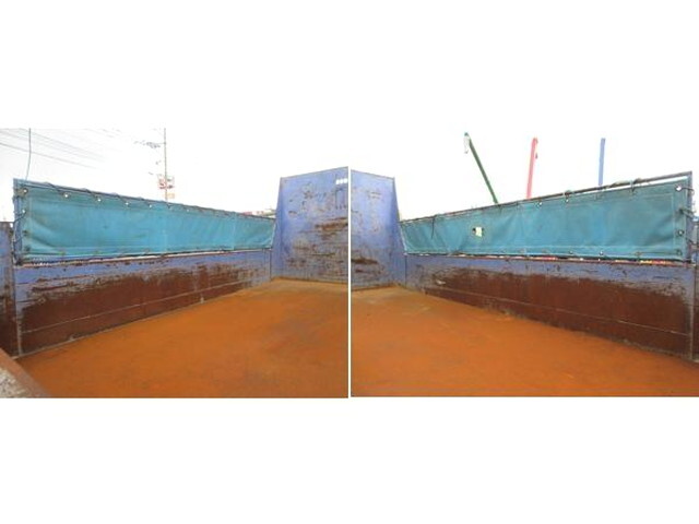 三菱ふそうキャンターダンプ・クレーン付小型（2t・3t）[写真14]