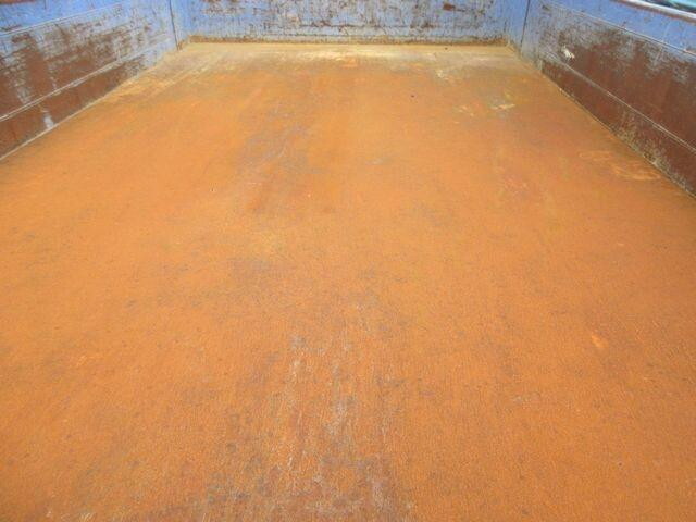 三菱ふそうキャンターダンプ・クレーン付小型（2t・3t）[写真15]