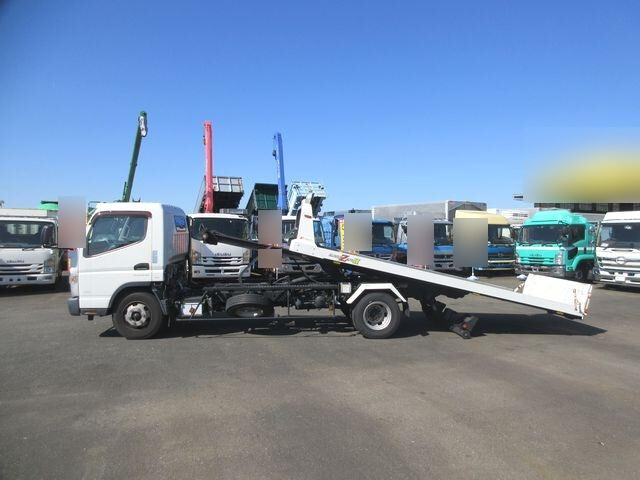 三菱ふそうキャンターセーフティローダー小型（2t・3t）[写真13]