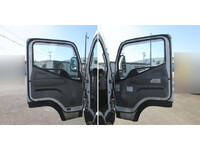 三菱ふそうキャンターセーフティローダー小型（2t・3t）[写真30]