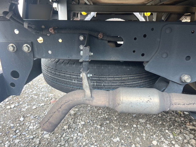 日産アトラス平ボディ小型（2t・3t）[写真18]