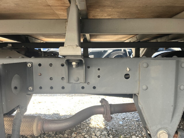 日産アトラス平ボディ小型（2t・3t）[写真20]