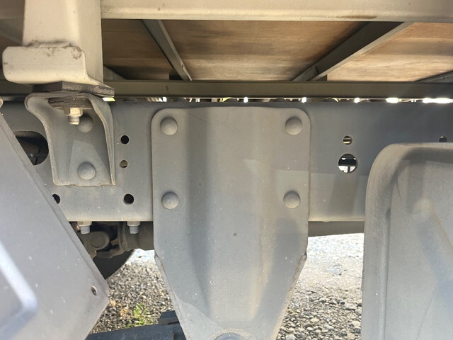 日産アトラス平ボディ小型（2t・3t）[写真21]