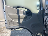 日産アトラス平ボディ小型（2t・3t）[写真26]