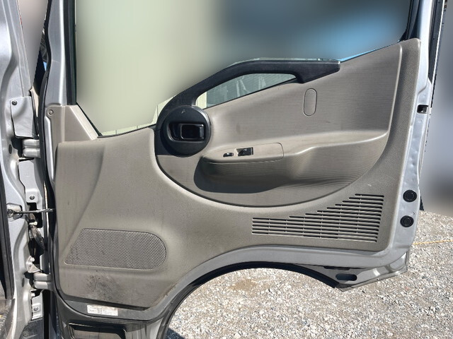 日産アトラス平ボディ小型（2t・3t）[写真26]