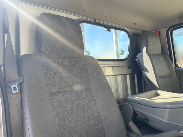 日産アトラス平ボディ小型（2t・3t）[写真29]