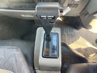 日産アトラス平ボディ小型（2t・3t）[写真36]