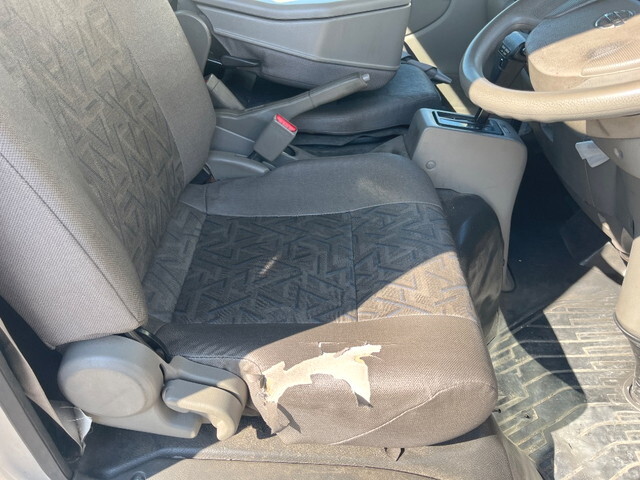 日産アトラス平ボディ小型（2t・3t）[写真36]