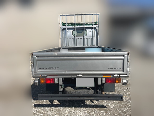 日産アトラス平ボディ小型（2t・3t）[写真09]