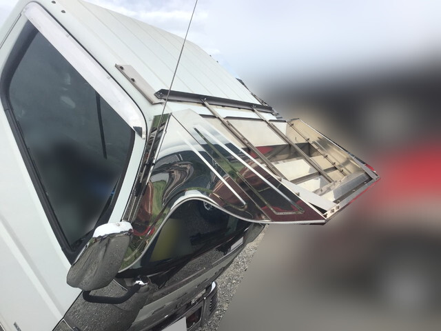 三菱ふそうキャンターダンプ小型（2t・3t）[写真09]