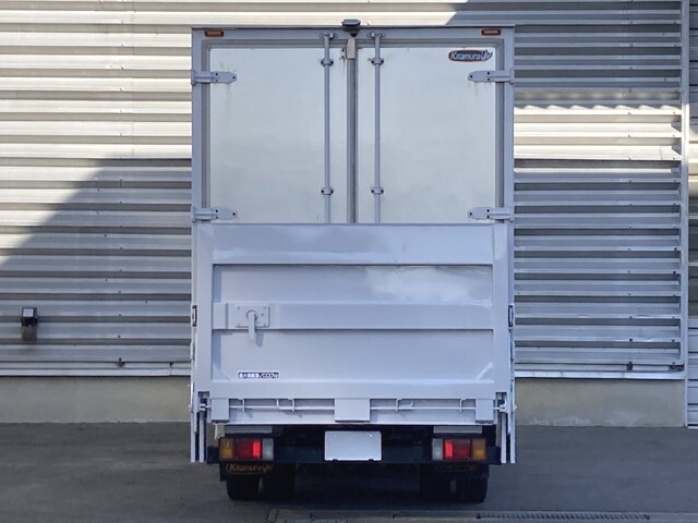いすゞエルフアルミバン小型（2t・3t）[写真02]