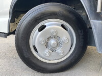 いすゞエルフアルミバン小型（2t・3t）[写真33]