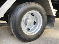 いすゞエルフアルミバン小型（2t・3t）[写真34]