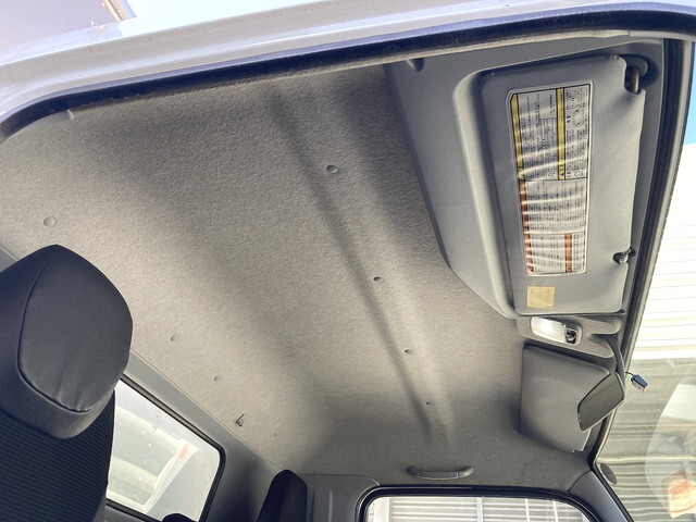 三菱ふそうキャンターアルミバン小型（2t・3t）[写真20]