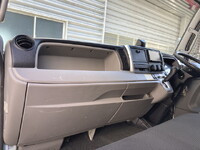 三菱ふそうキャンターアルミバン小型（2t・3t）[写真22]