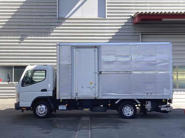 三菱ふそうキャンターアルミバン小型（2t・3t）[写真03]