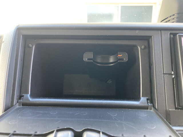 三菱ふそうキャンターアルミバン小型（2t・3t）[写真35]