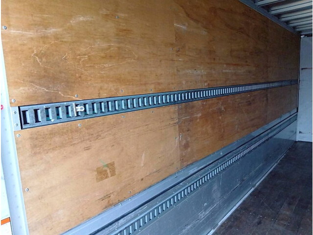 日野レンジャーアルミウイング中型（4t）[写真12]