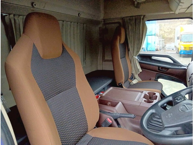 日野レンジャーアルミウイング中型（4t）[写真17]