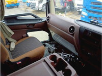 日野レンジャーアルミウイング中型（4t）[写真28]