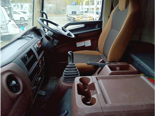 日野レンジャーアルミウイング中型（4t）[写真31]