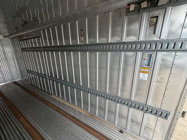 日野レンジャー冷凍車（冷蔵車）中型（4t）[写真12]