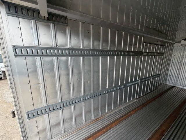 日野レンジャー冷凍車（冷蔵車）中型（4t）[写真13]