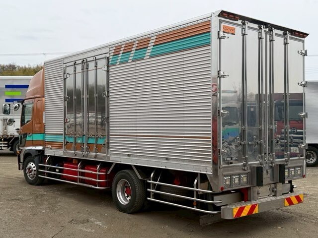 日野レンジャー冷凍車（冷蔵車）中型（4t）[写真02]