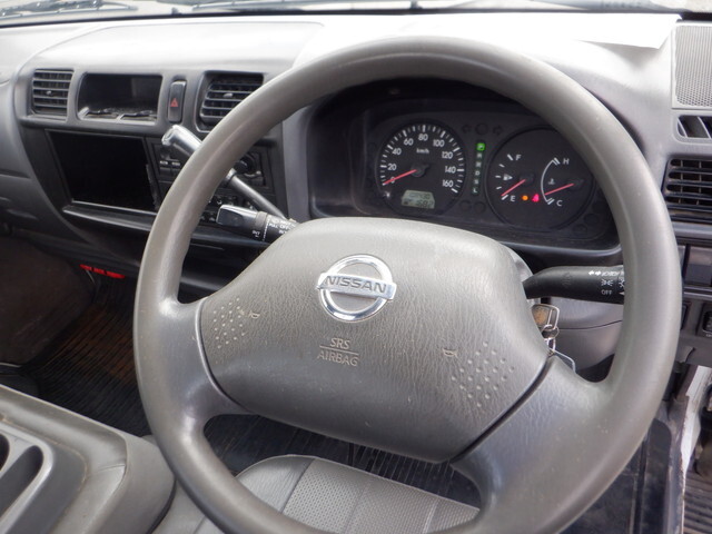 日産バネット平ボディ小型（2t・3t）[写真31]