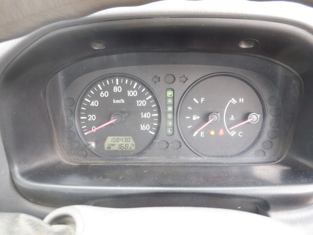 日産バネット平ボディ小型（2t・3t）[写真32]