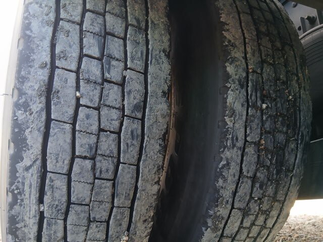 日野プロフィアトレーラーヘッド（トラクターヘッド）大型（10t）[写真10]