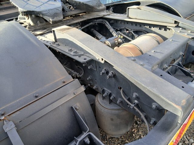 日野プロフィアトレーラーヘッド（トラクターヘッド）大型（10t）[写真18]