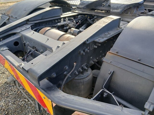 日野プロフィアトレーラーヘッド（トラクターヘッド）大型（10t）[写真22]