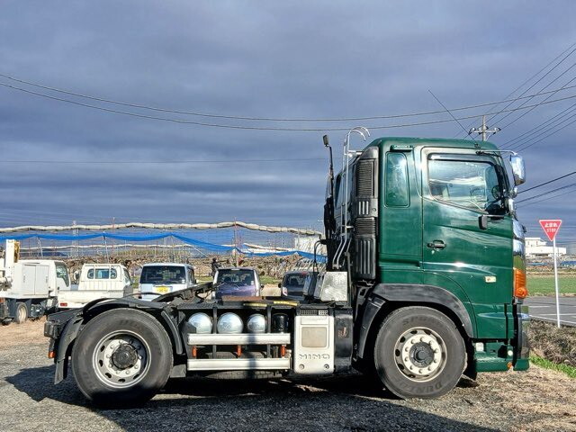 日野プロフィアトレーラーヘッド（トラクターヘッド）大型（10t）[写真05]