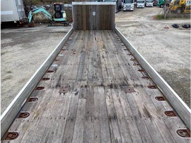 UDトラックスクオンセーフティローダー大型（10t）[写真12]