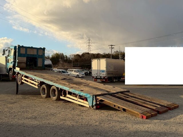 UDトラックスクオンセルフローダー大型（10t）[写真02]