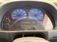 UDトラックスクオンセルフローダー大型（10t）[写真35]