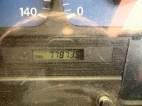 UDトラックスクオンセルフローダー大型（10t）[写真37]