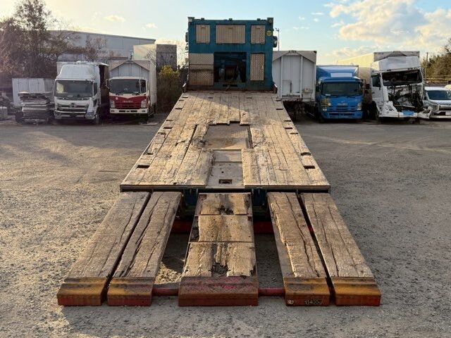 UDトラックスクオンセルフローダー大型（10t）[写真08]