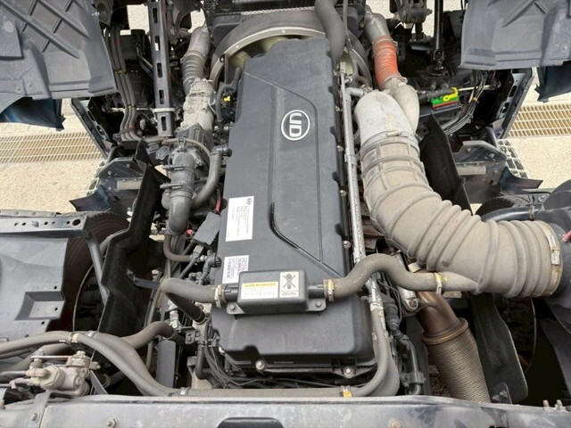 UDトラックスクオンアルミウイング大型（10t）[写真22]