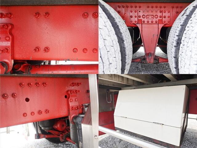 UDトラックスクオン冷蔵冷凍ウイング大型（10t）[写真21]