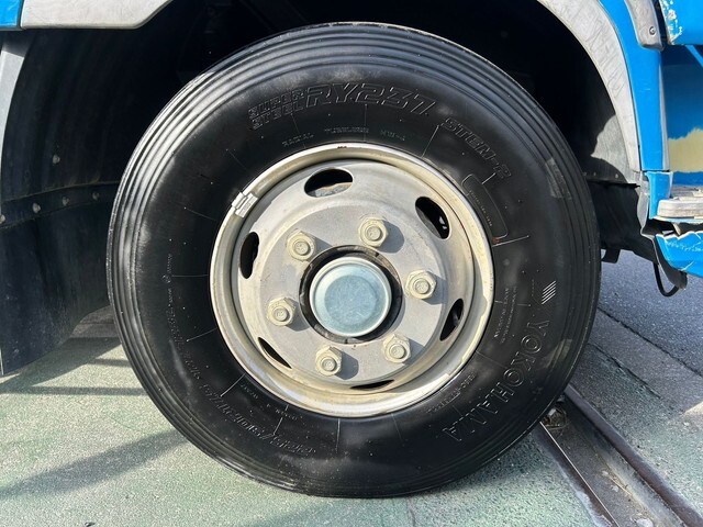 三菱ふそうファイターダンプ中型（4t）[写真12]