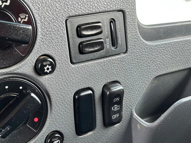 三菱ふそうファイターダンプ中型（4t）[写真16]