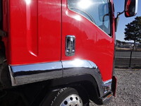 いすゞフォワードアルミバン中型（4t）[写真07]