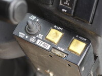 いすゞフォワードダンプ増トン（6t・8t）[写真22]