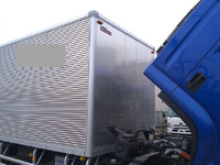 いすゞフォワードアルミバン中型（4t）[写真38]