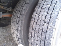 いすゞフォワードアルミバン中型（4t）[写真09]